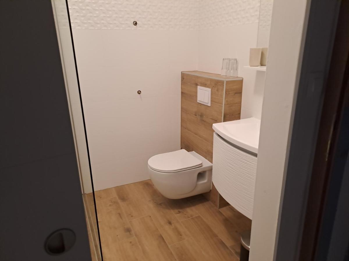 Bed and Breakfast Sobe Mamalu Valun Zewnętrze zdjęcie