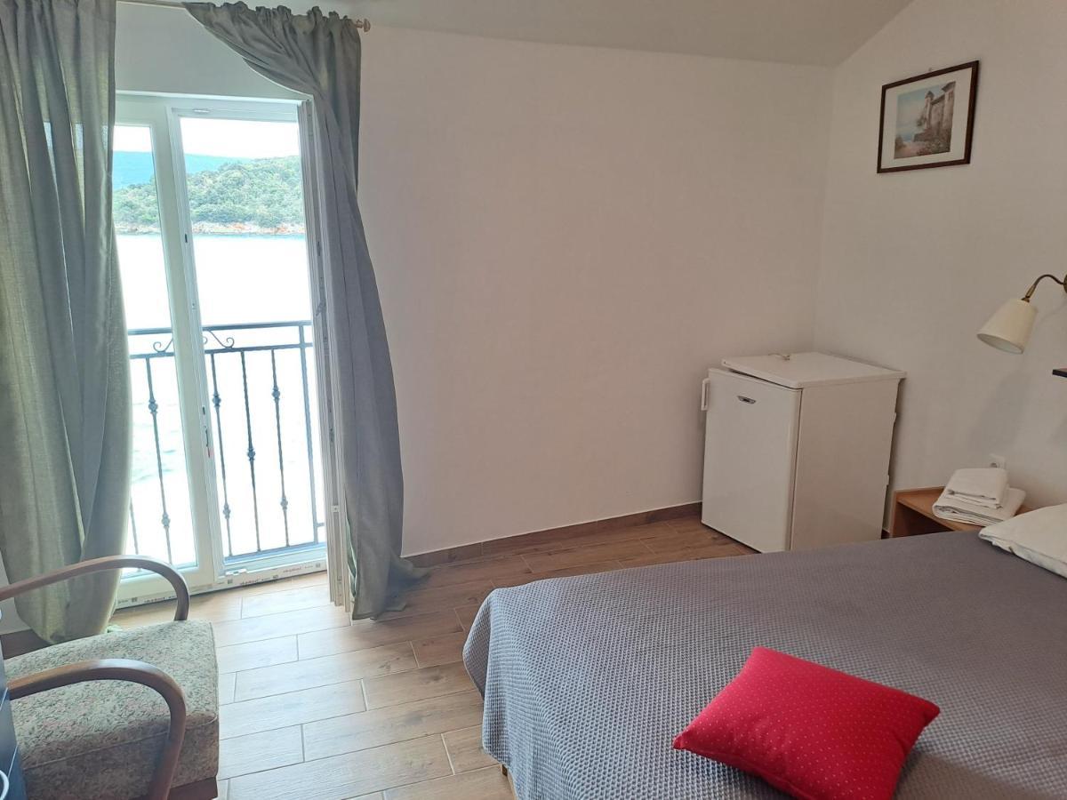 Bed and Breakfast Sobe Mamalu Valun Zewnętrze zdjęcie