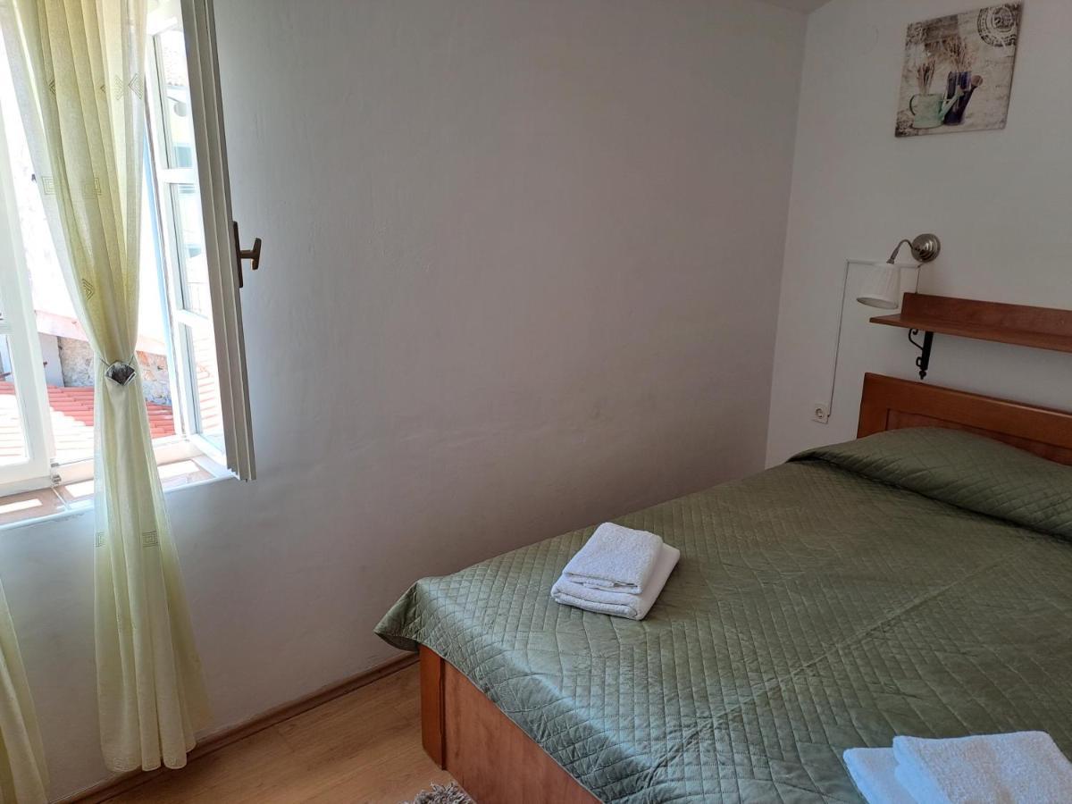 Bed and Breakfast Sobe Mamalu Valun Zewnętrze zdjęcie