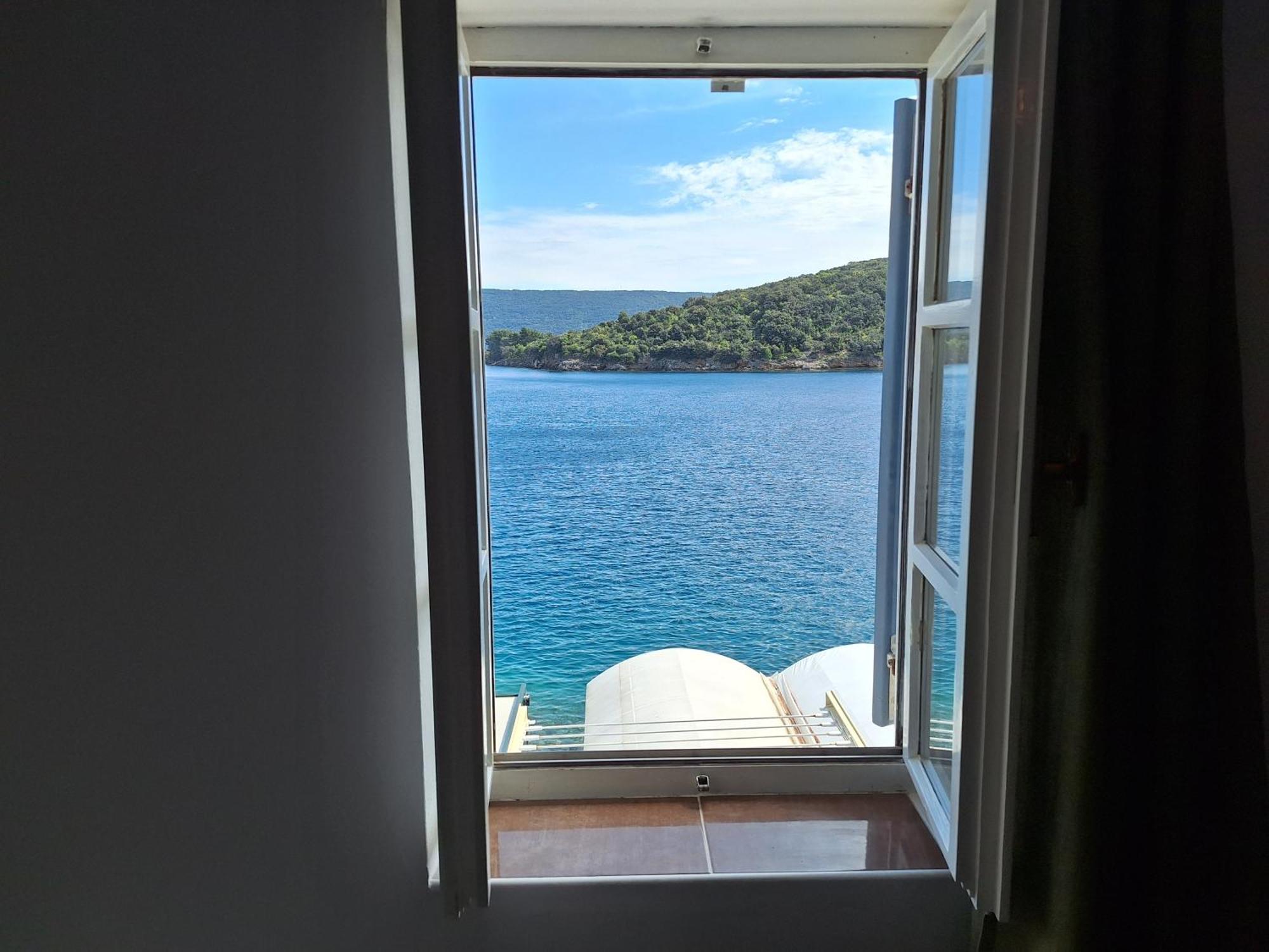 Bed and Breakfast Sobe Mamalu Valun Zewnętrze zdjęcie
